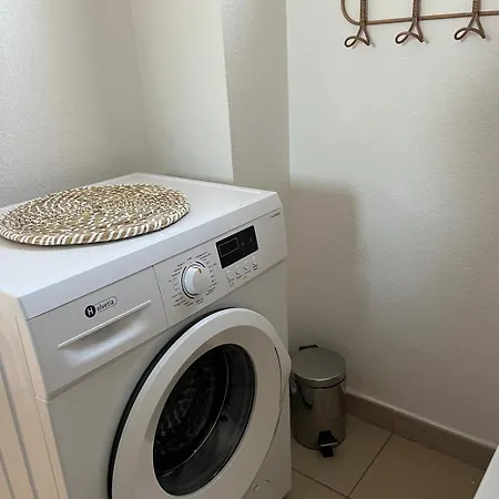 T3 Avec Piscine Et Acces Direct A La *